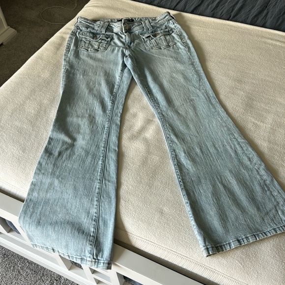 Aeropostale Low Rise Flare small pocket Jeans 10 - Picture 5 of 9